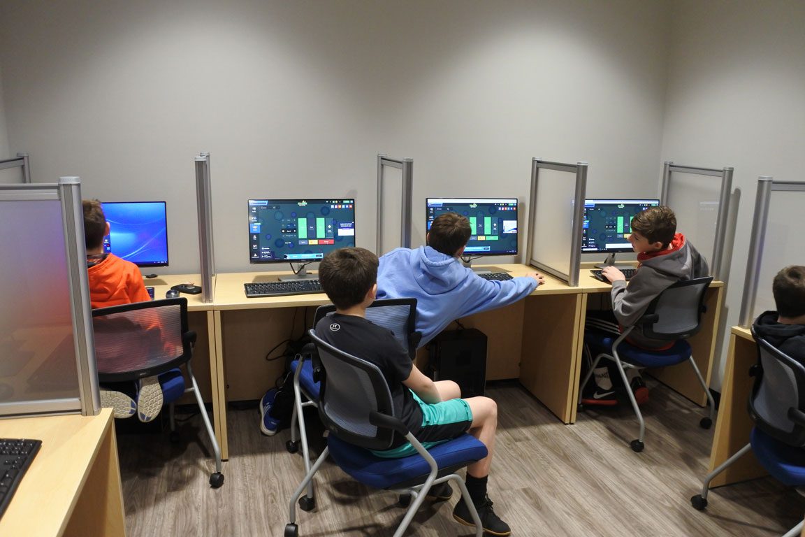 Recreation center computer lab